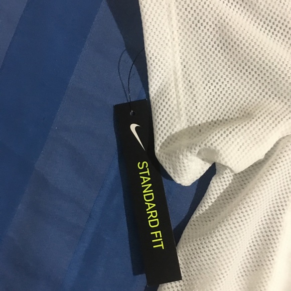Nike Dri-Fit Top - Picture 4 of 7